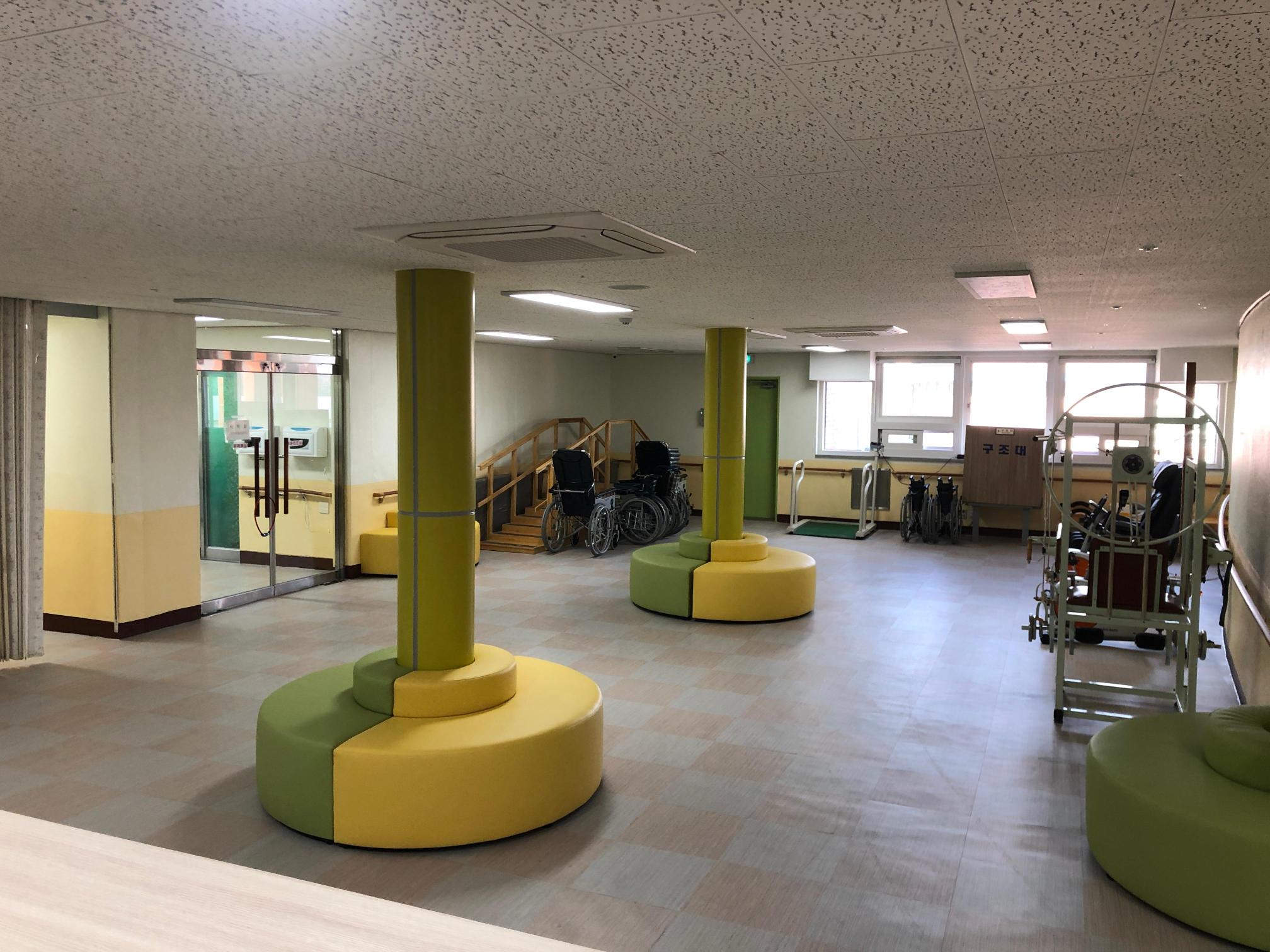 진안군복합노인복지타운 노인요양원 이미지 6