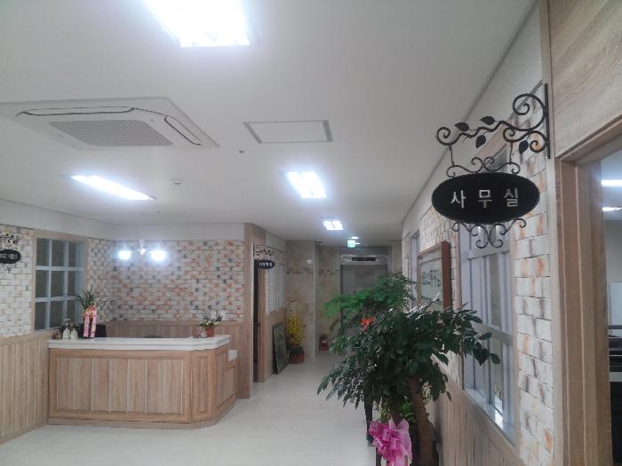 노인요양시설웰스테이 이미지 8