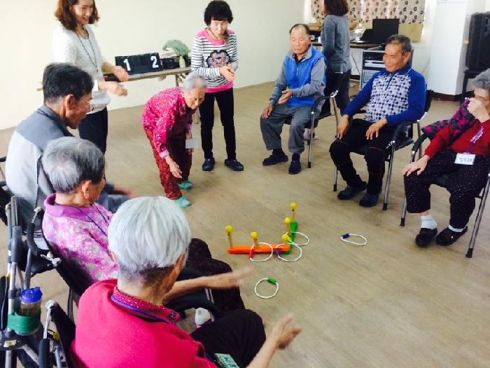 초정노인요양원 이미지 2