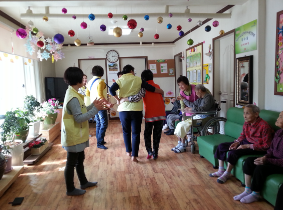 수성노인요양공동생활가정 이미지 3