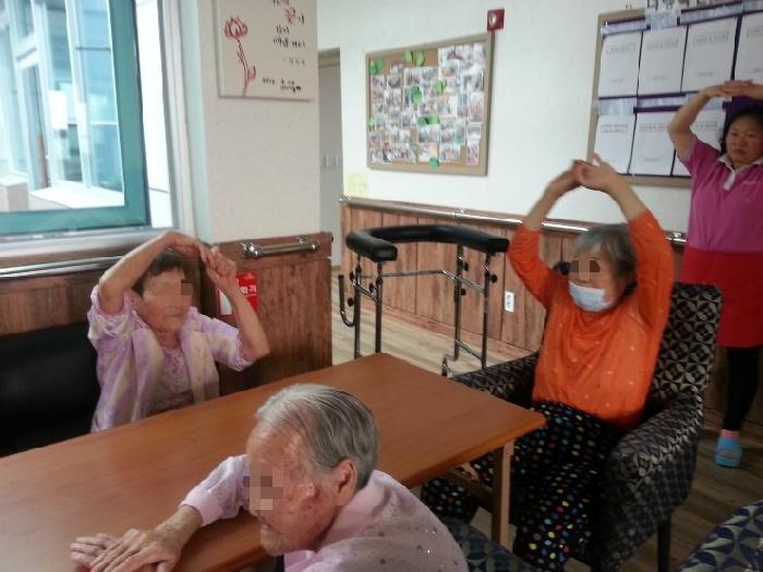 더행복한요양원 이미지 13