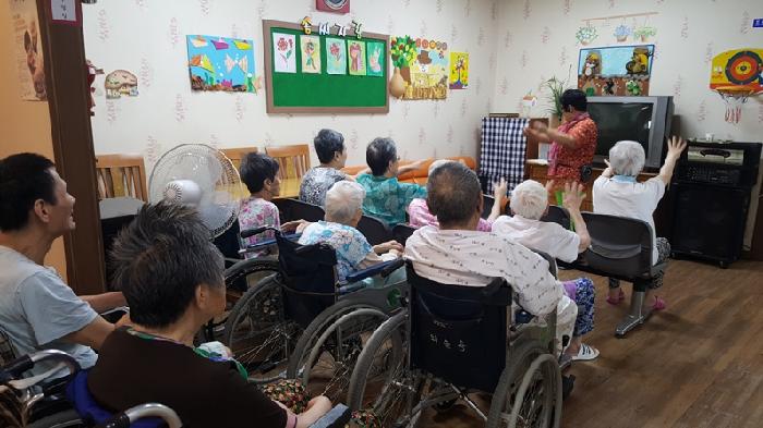 행복한요양원 이미지 6