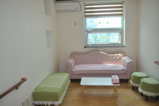 백향노인전문요양원 이미지 10