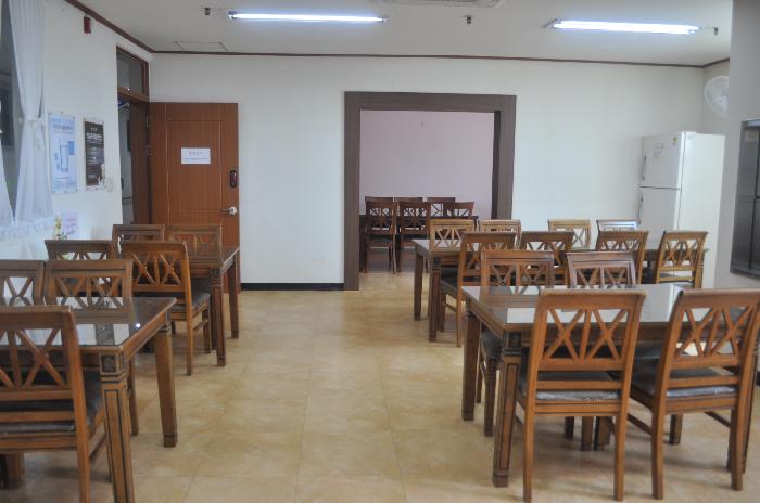 백향노인전문요양원 이미지 9