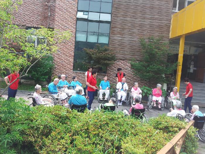 합천노인전문요양원 이미지 3