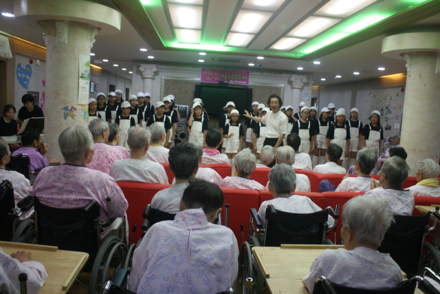 패밀리전문요양원 이미지 33