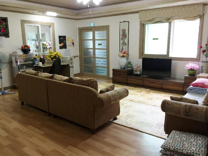 송녹골요양홈2관 이미지 8