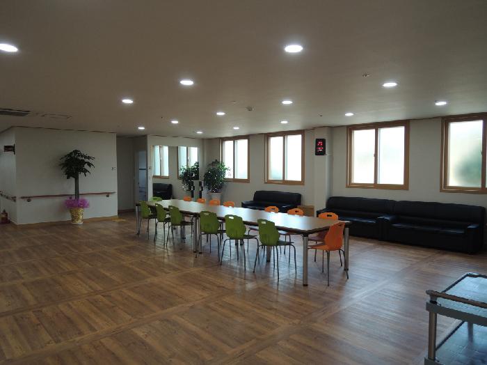 덕인실버홈 이미지 2