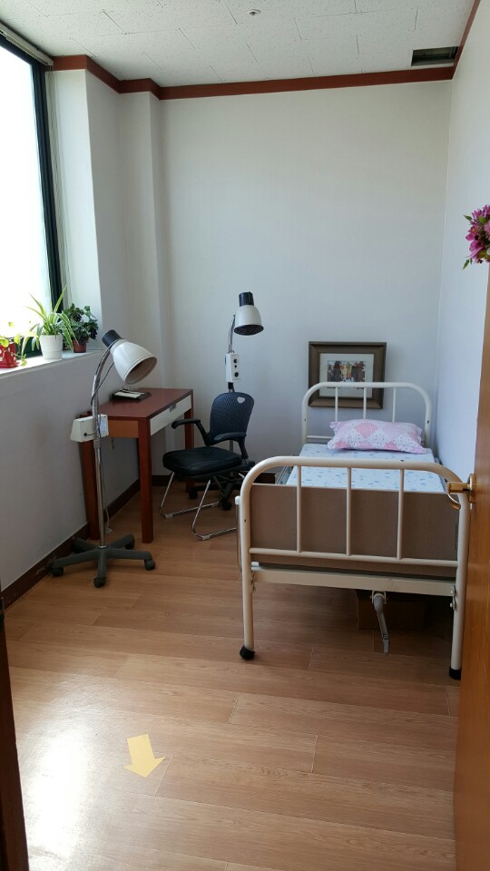 충주현대노인요양원 이미지 3