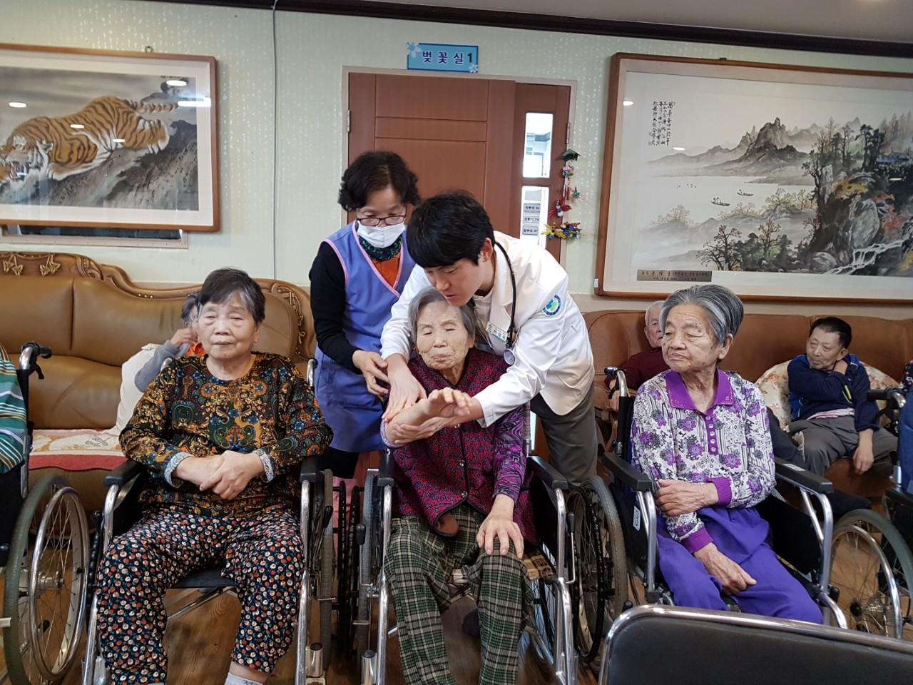 효나눔요양원 이미지 2