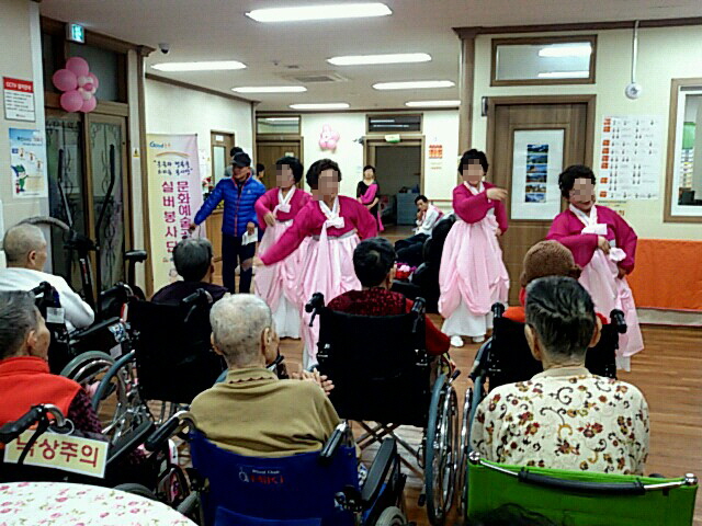 충주치매전문요양원 이미지 11