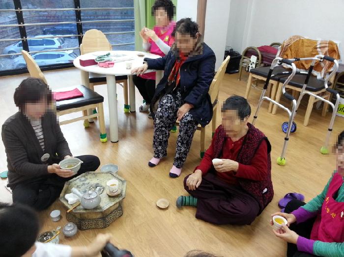 충주치매전문요양원 이미지 9