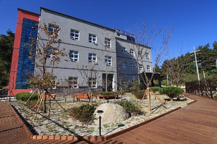 에이플러스홈 노인의료복지시설 이미지 4