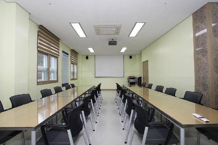 에이플러스홈 노인의료복지시설 이미지 6