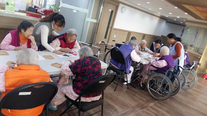 하나실버케어 이미지 6