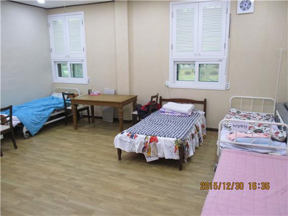 좋은이웃노인요양공동생활가정 이미지 5