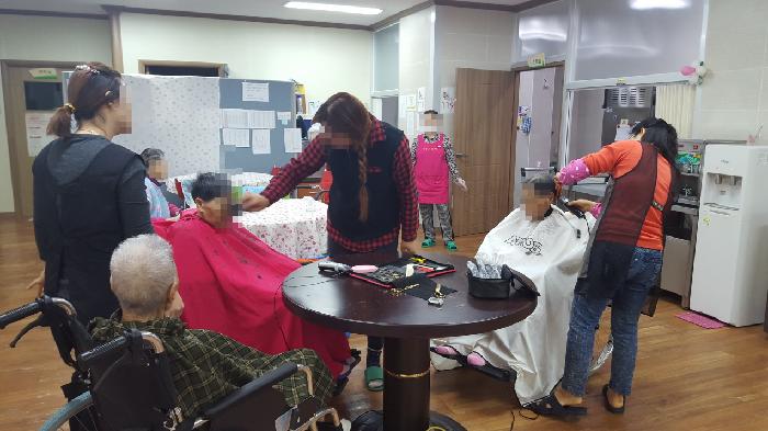 충주치매전문요양원 이미지 3