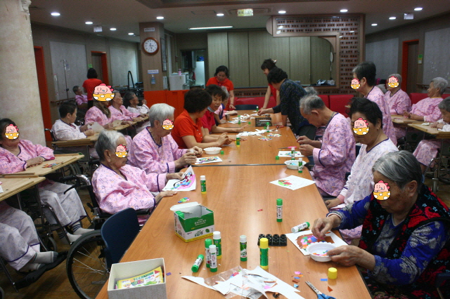 패밀리전문요양원 이미지 16