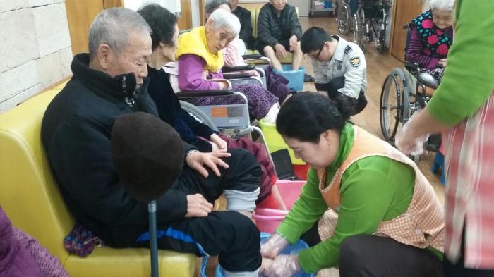 행복한효경(노인요양시설) 이미지 2