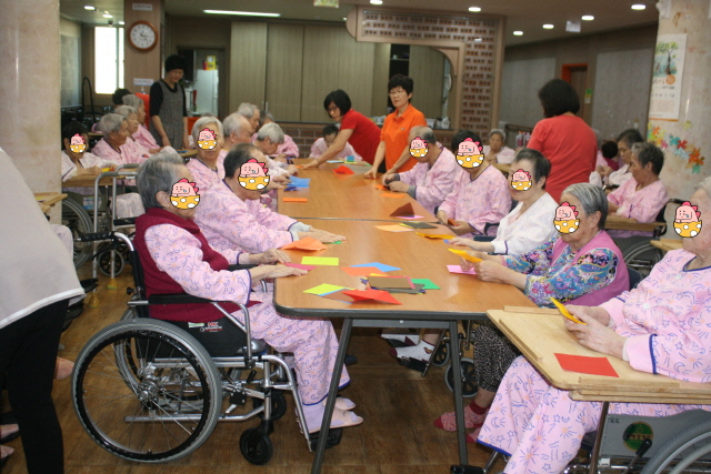 패밀리전문요양원 이미지 7