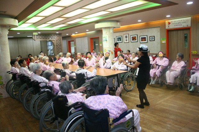 패밀리전문요양원 이미지 21