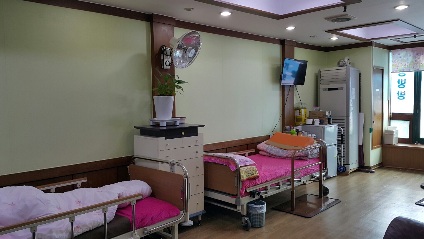 대한노인요양원 이미지 2