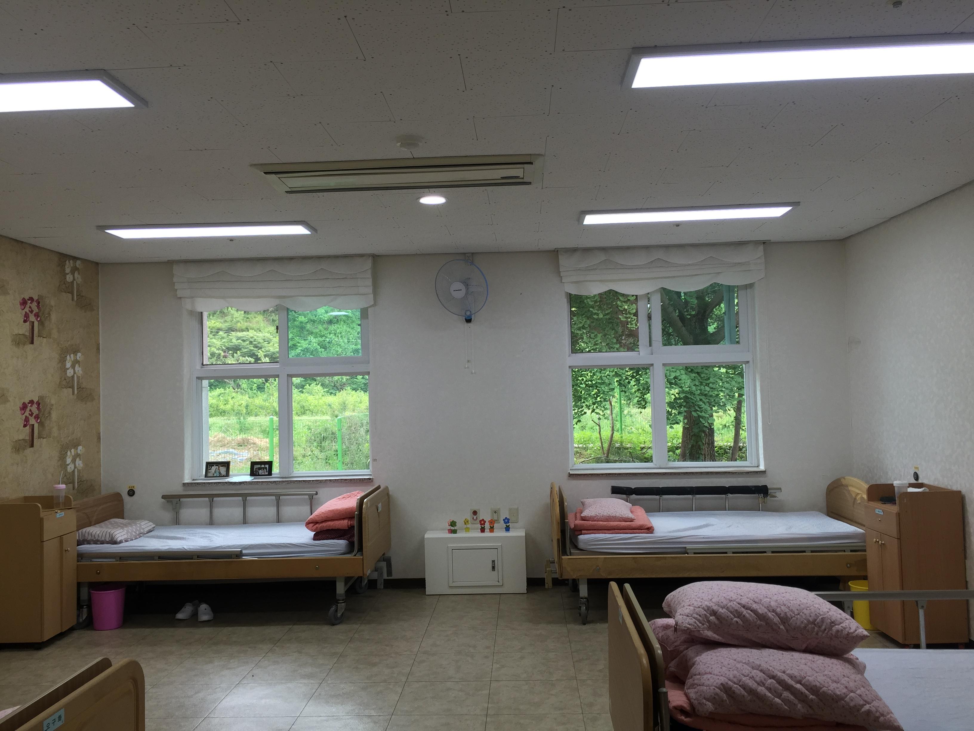 창녕군노인전문요양원 이미지 28