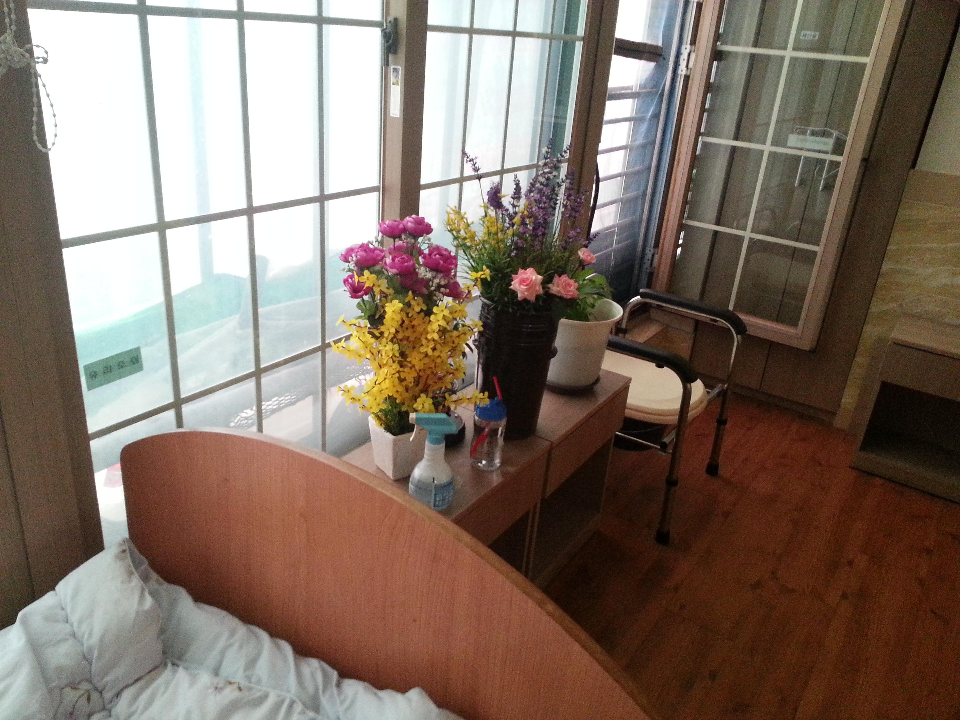 해피실버요양원 이미지 2