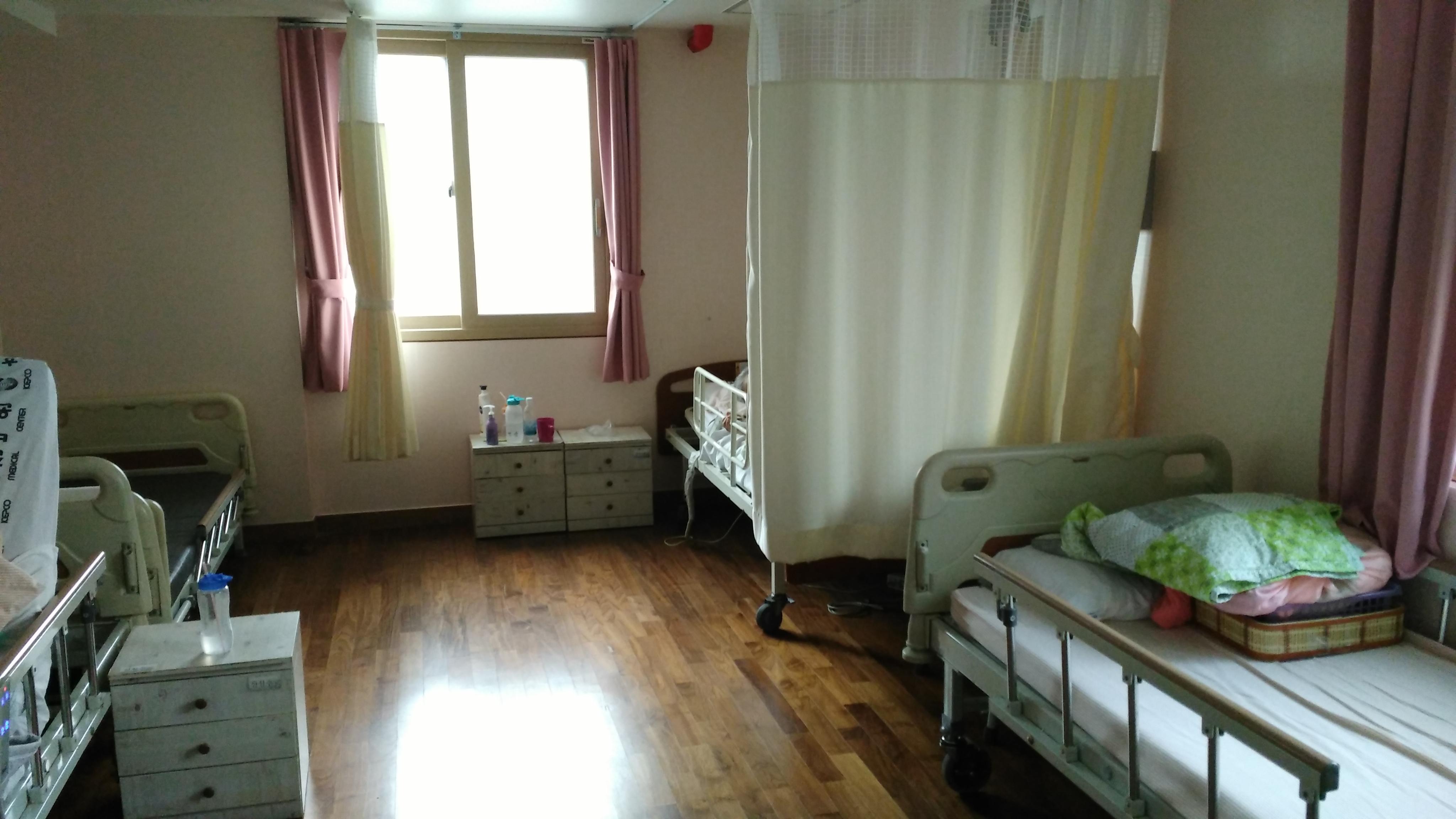 행복한노인요양원2 이미지 2