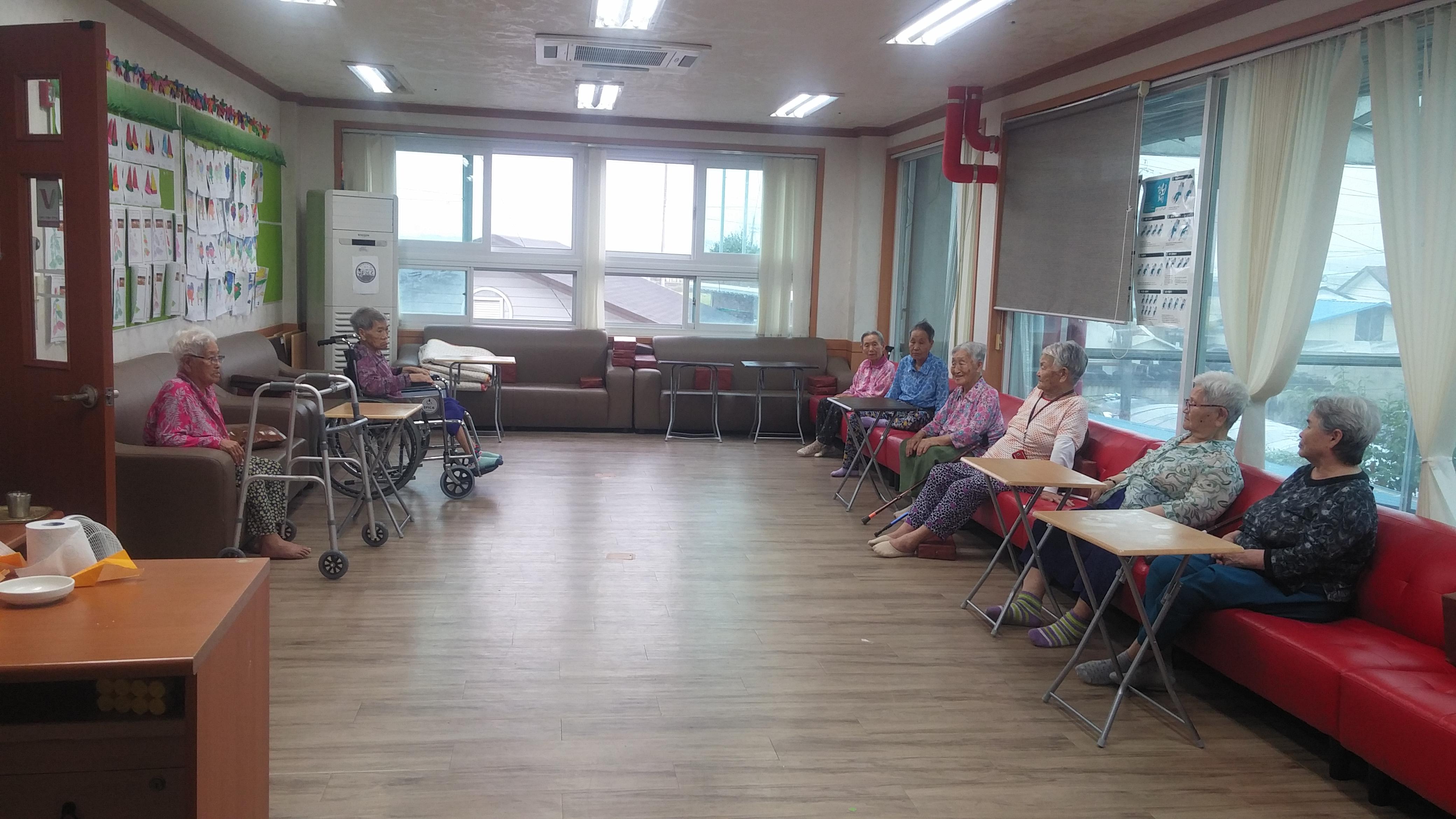 꿈꾸는노인요양시설 이미지 6