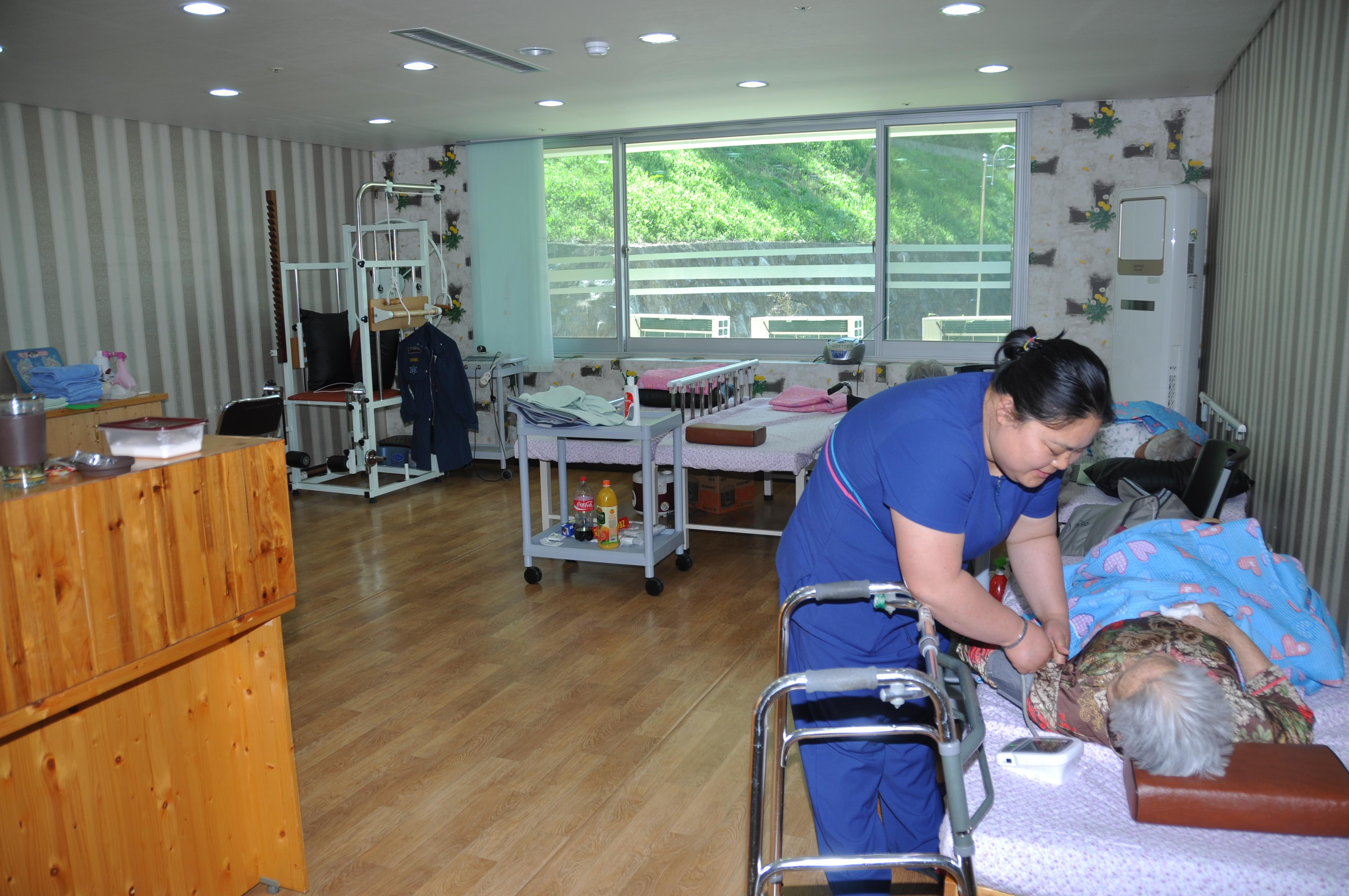 사랑숲노인요양원 이미지 15