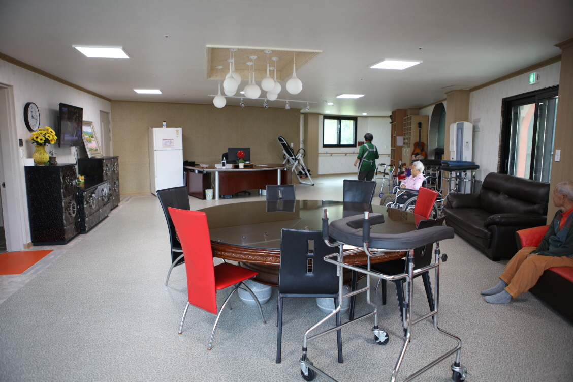 천사실버홈 이미지 3