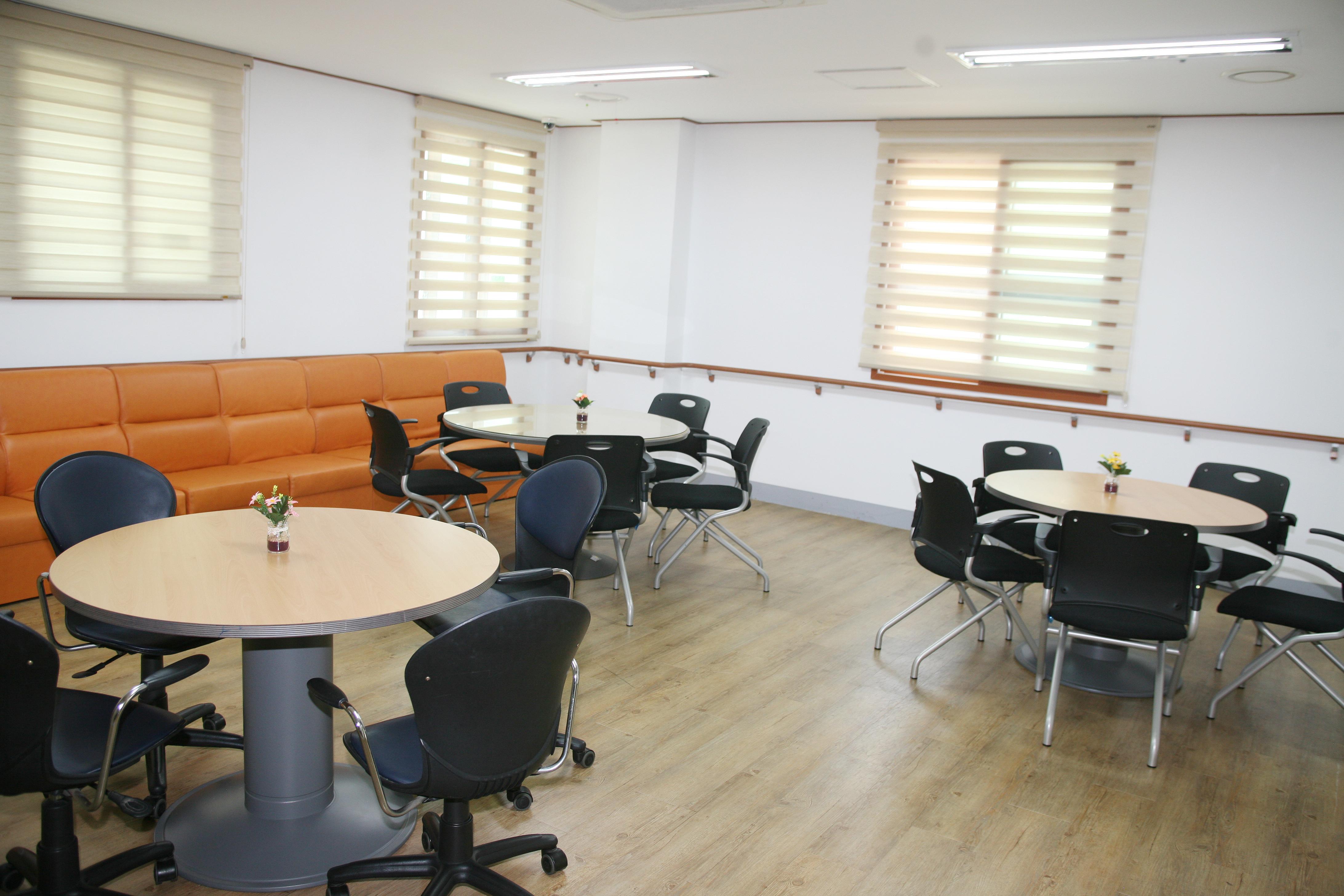 금성노인요양원 이미지 3