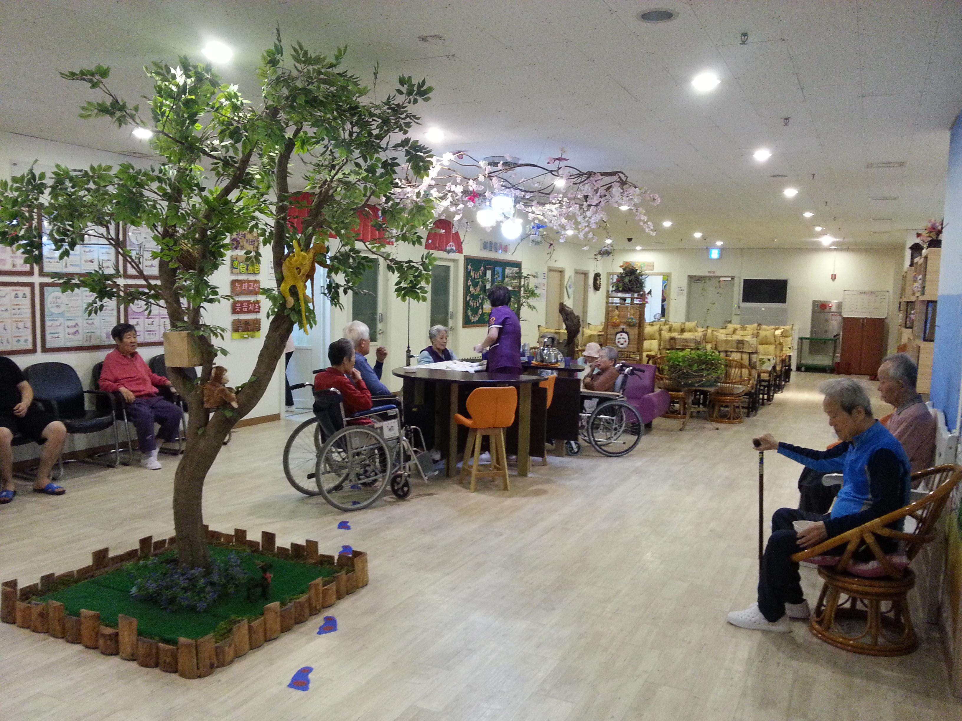 지극정성요양원 이미지 13