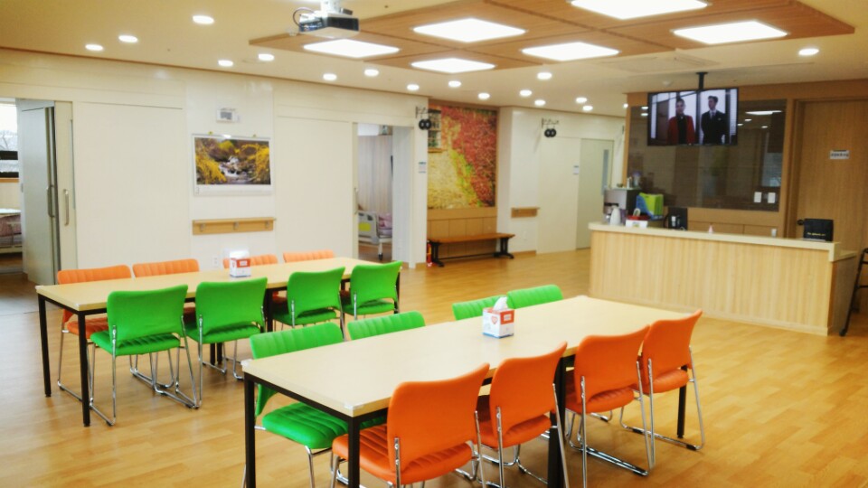 숲속요양원 이미지 9