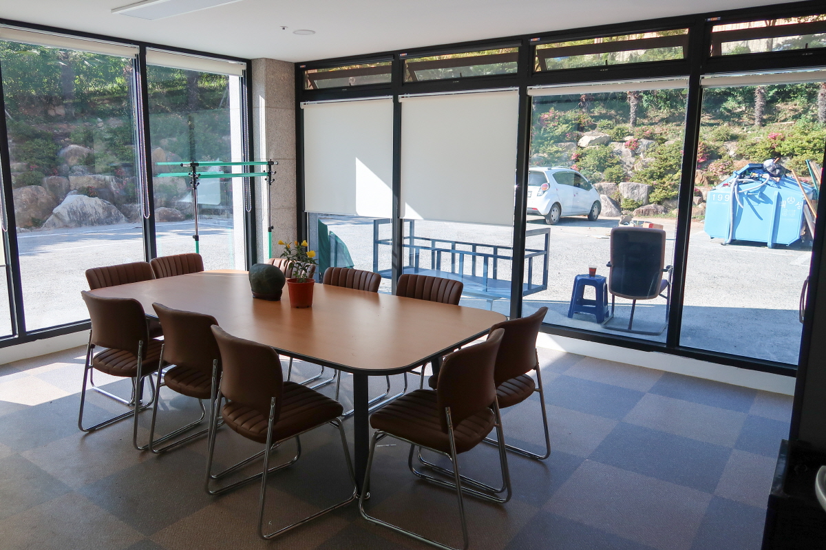 노인요양원 정원 이미지 16