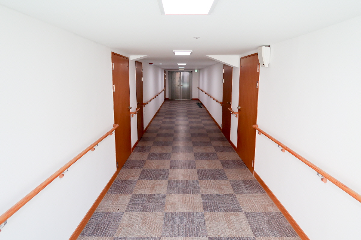 노인요양원 정원 이미지 9