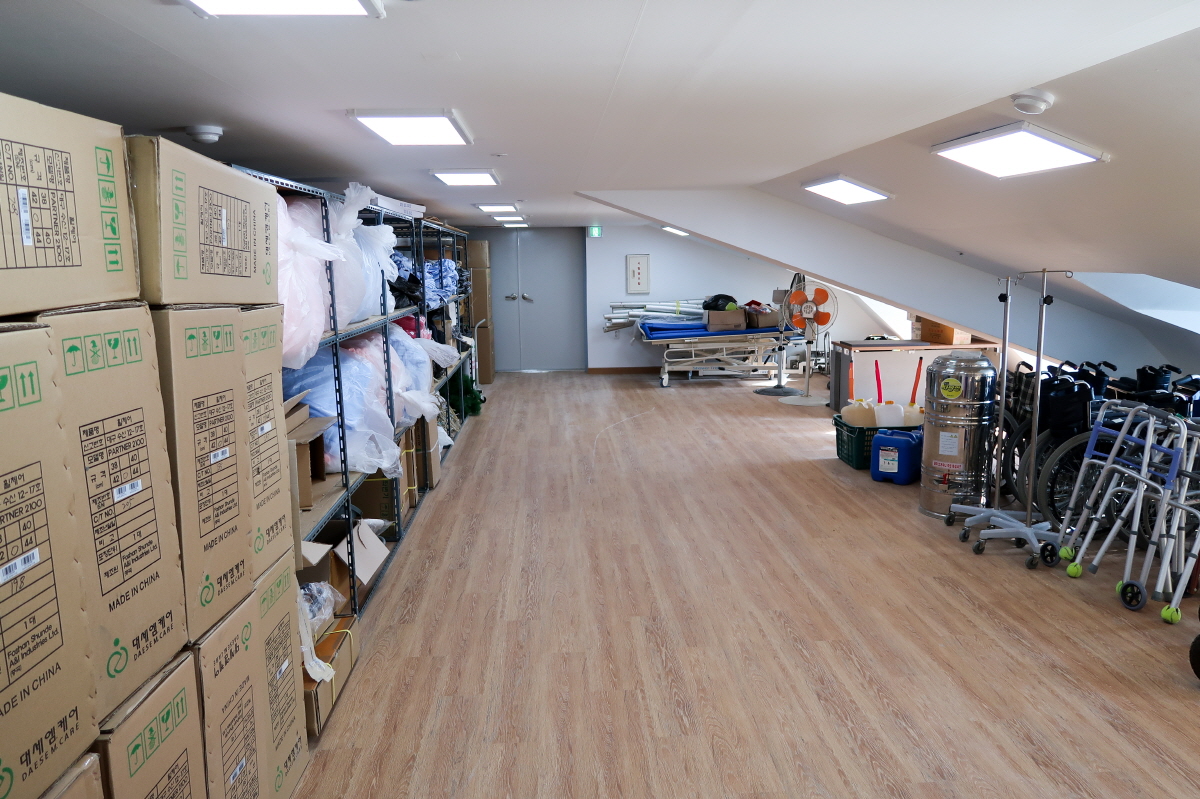 노인요양원 정원 이미지 8