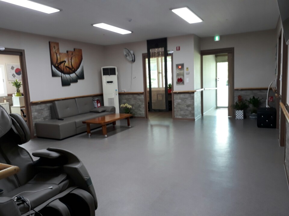 카네이션요양원 이미지 9