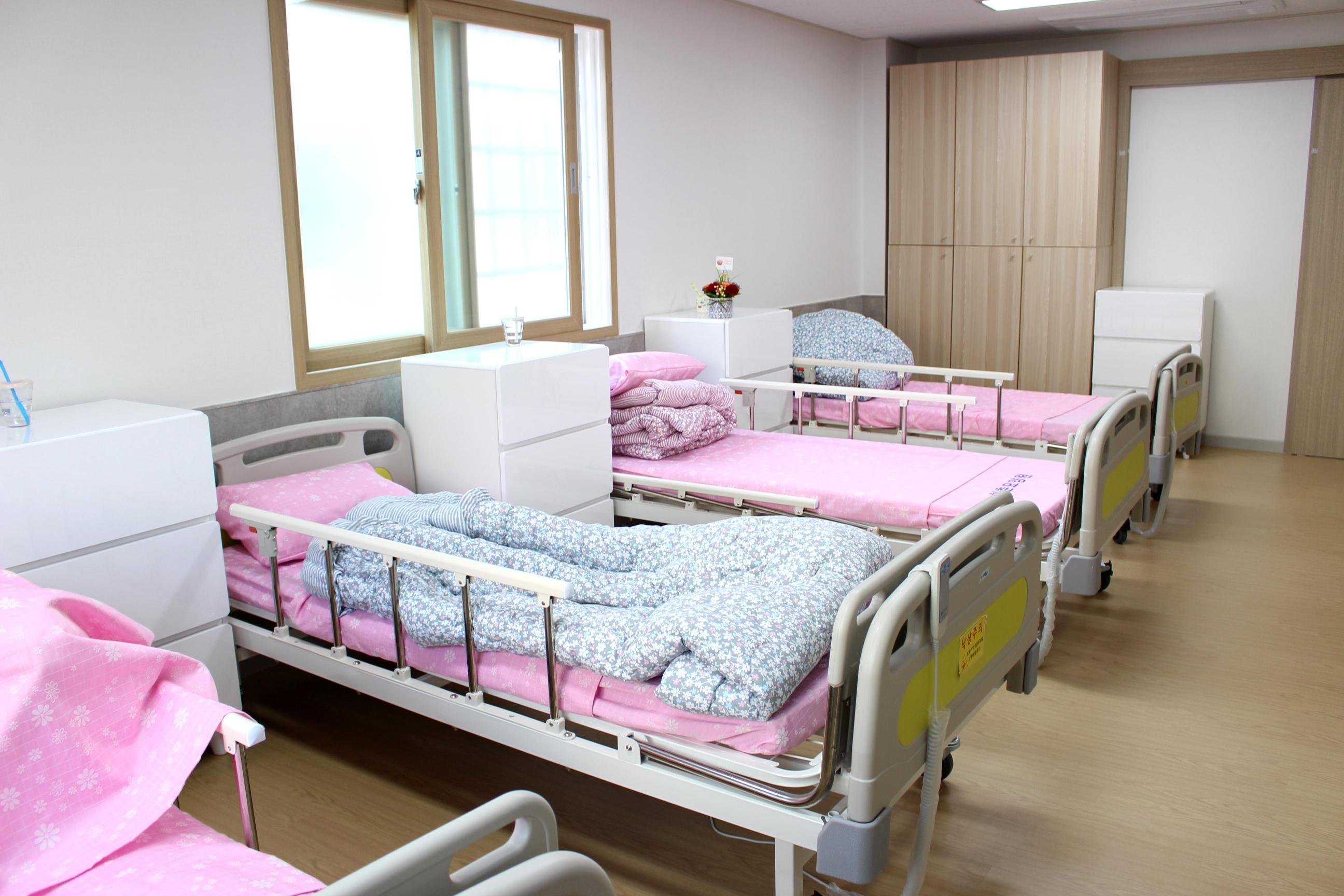 청춘요양원 이미지 9