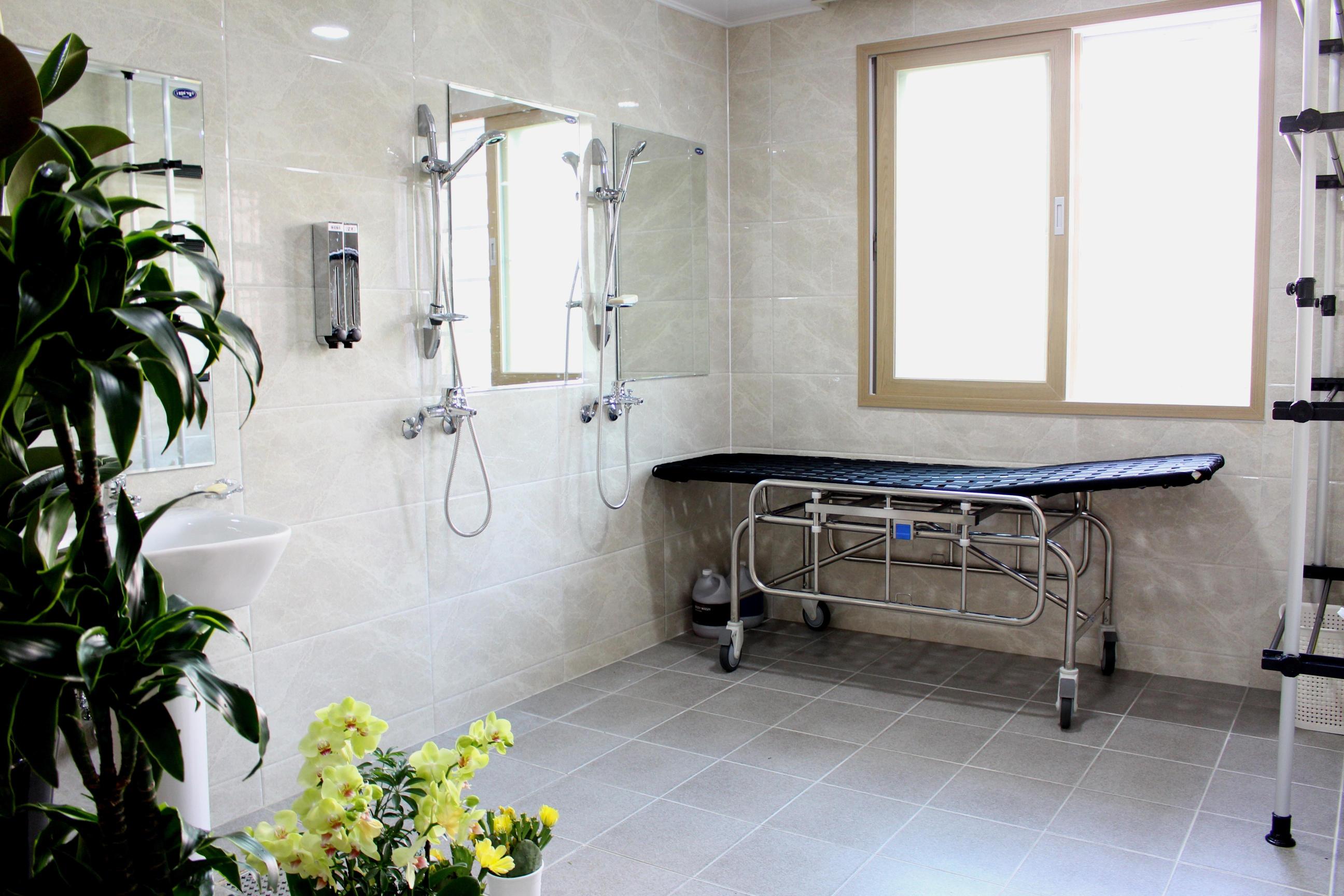 청춘요양원 이미지 7