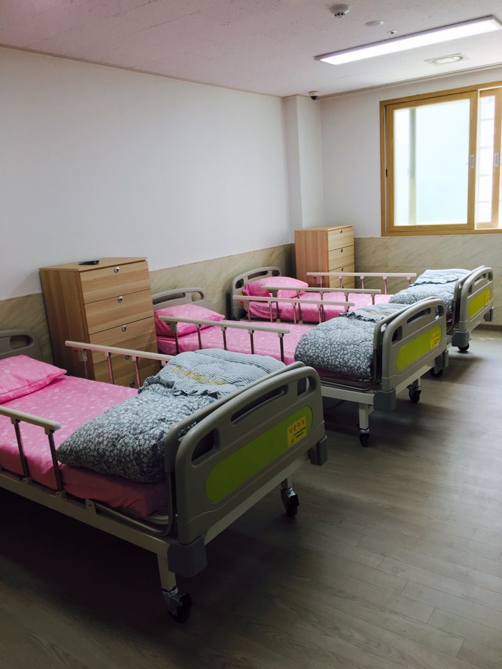 큰사랑요양원 이미지 7