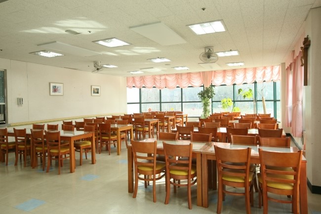 참사랑전문요양원 이미지 8