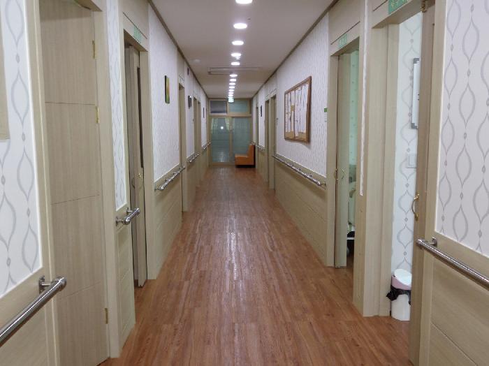 소망실버홈공동생활가정 이미지 4