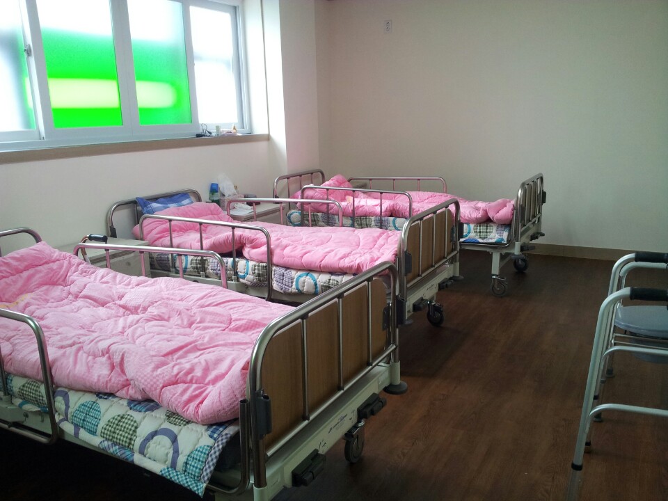 효행노인요양원 이미지 8