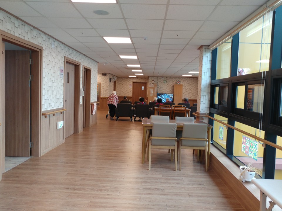 신망애치매전문요양원 이미지 18