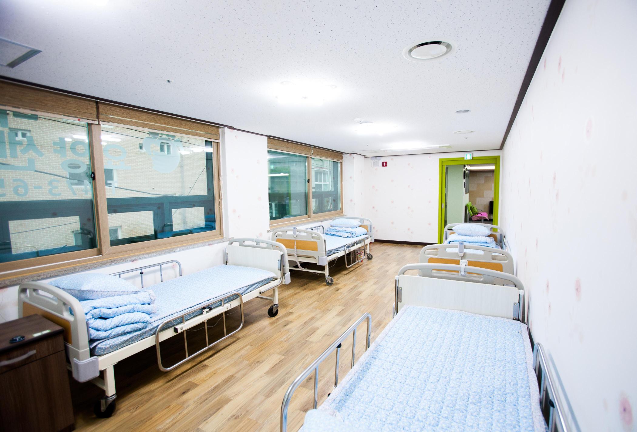 마더노인요양센터 이미지 2