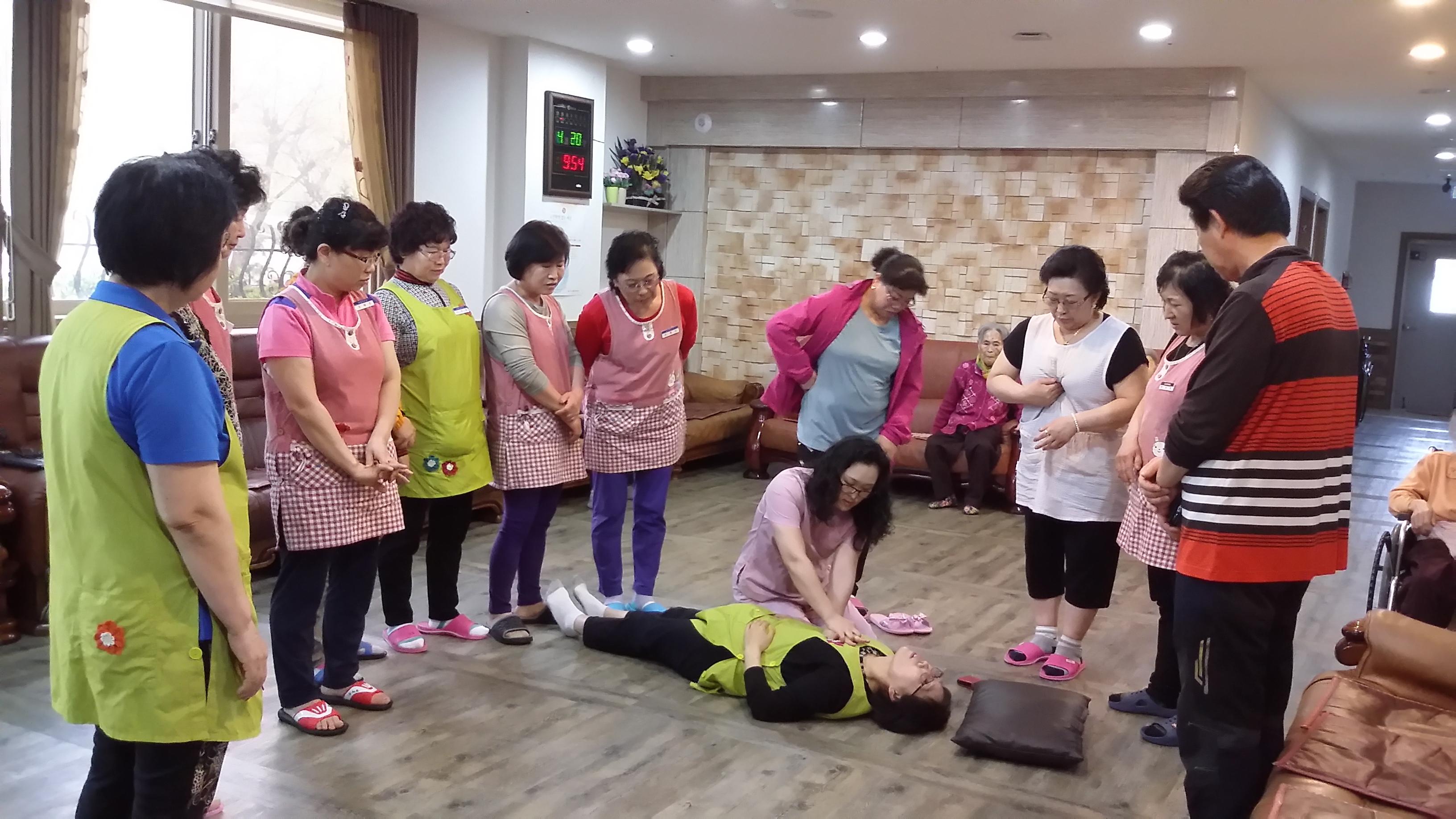 실로암노인전문요양원 이미지 14