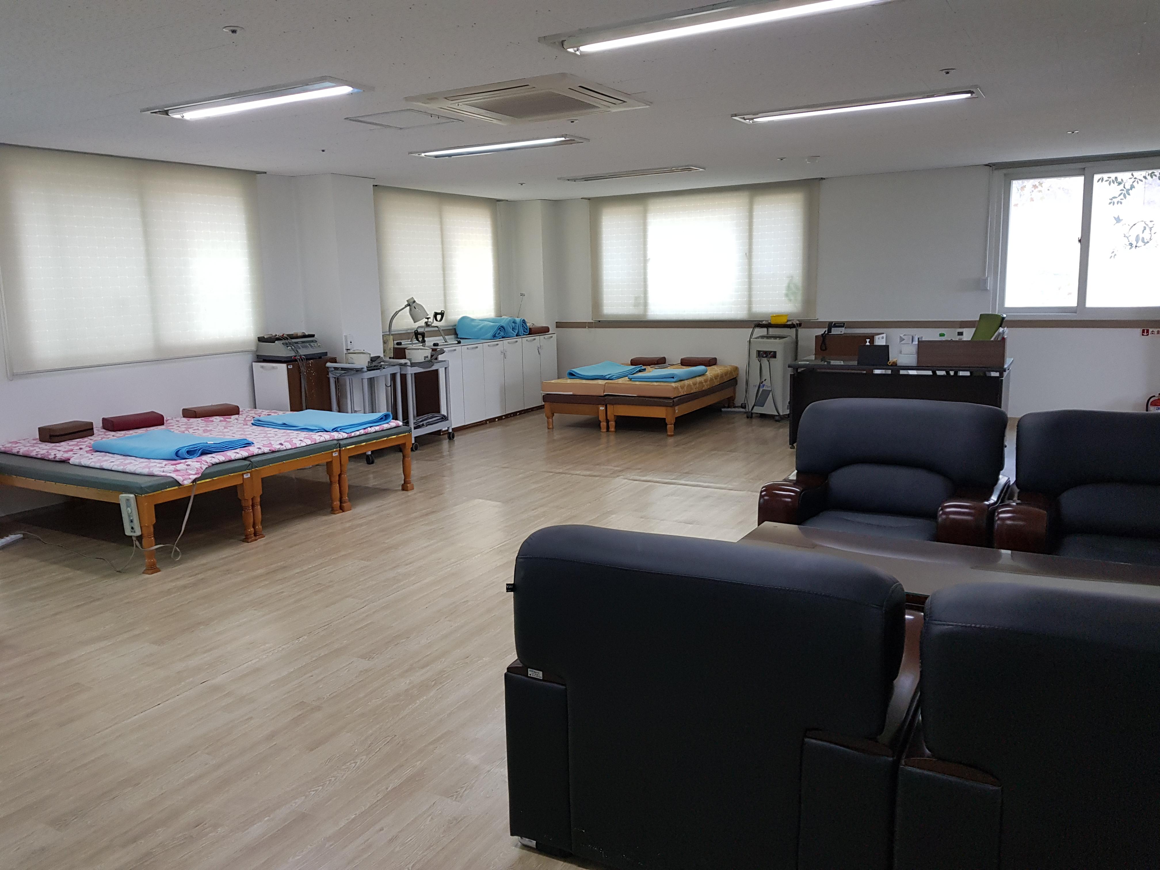 천사 노인요양원 이미지 18