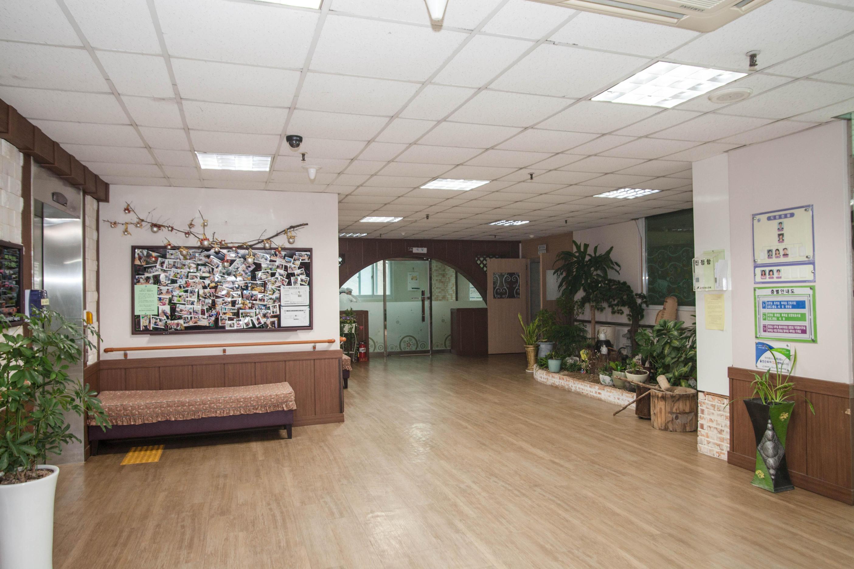 울산명성노인전문요양원 이미지 17